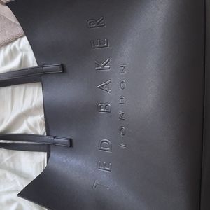 TED BAKER LONDON TOTE AUTHENTIC